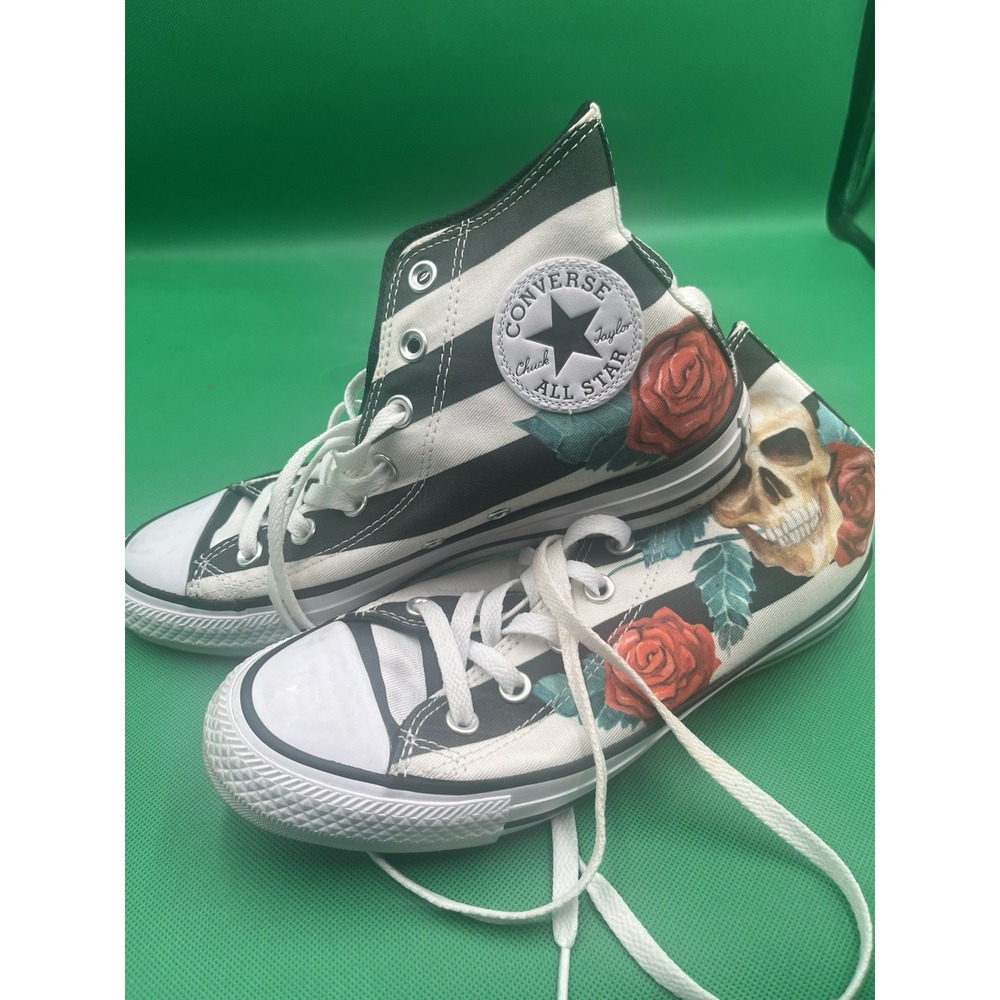 Converse Chuck Taylor All Stars Skull & Roses Size 6 Men's & 8‎ Women's